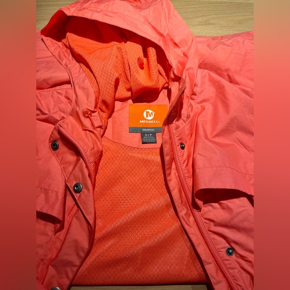 Merrell raincoat - Picture 3 of 4